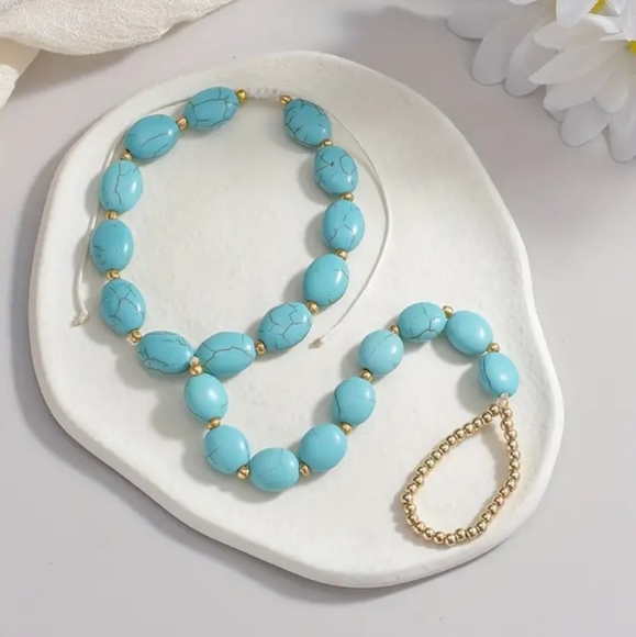 ONE (Not 2) beautiful turquoise stretchy anklet - Picture 5 of 5